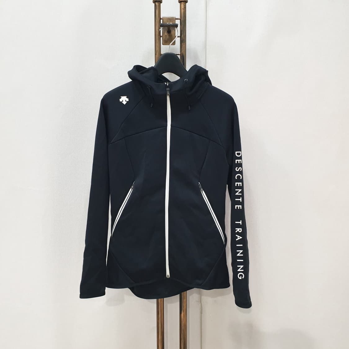 데상트 여성 후드집업 자켓 85 상품이미지1