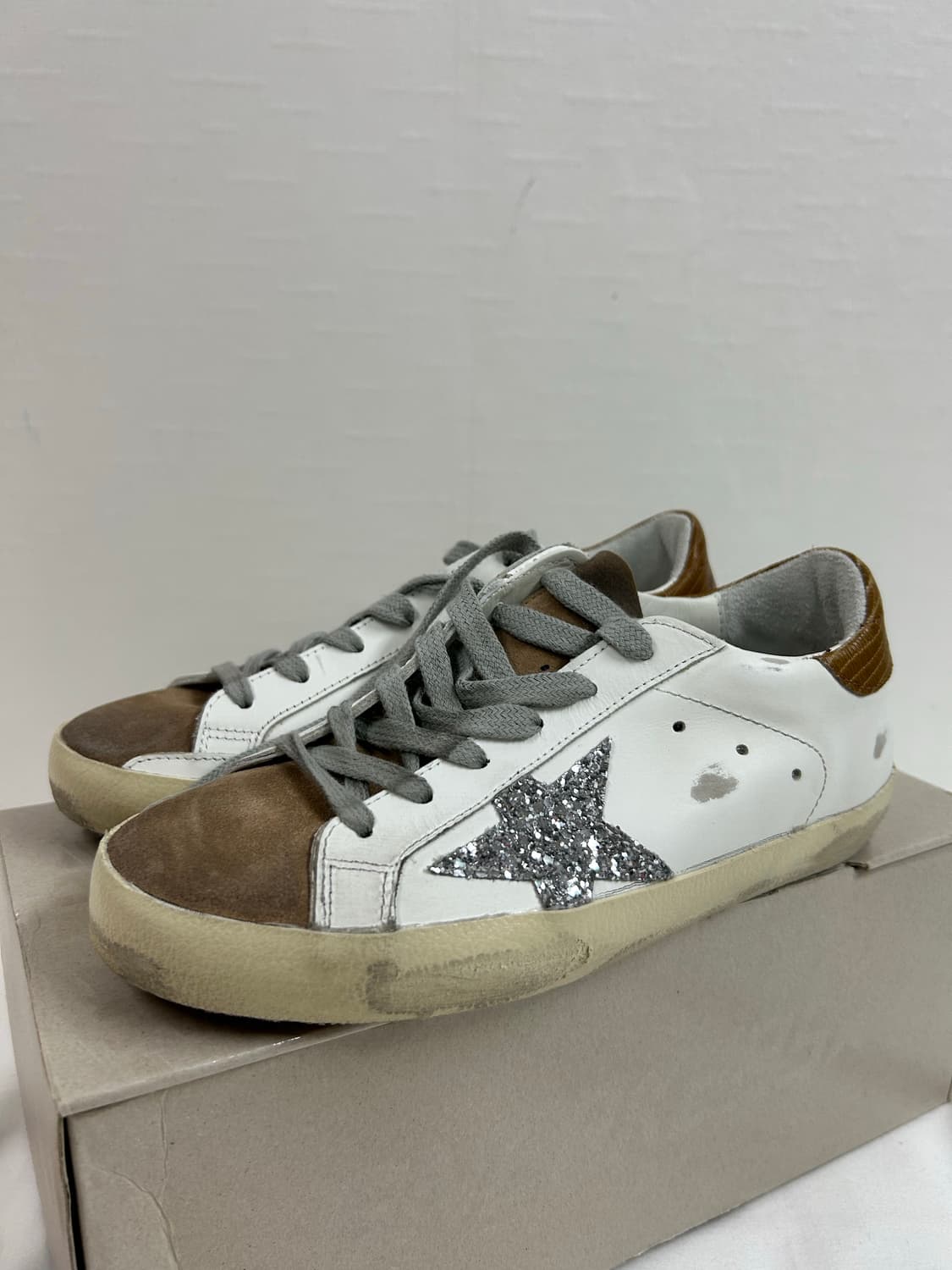 골든구스 여성 실버 로우탑 새상품 정품 상품이미지4