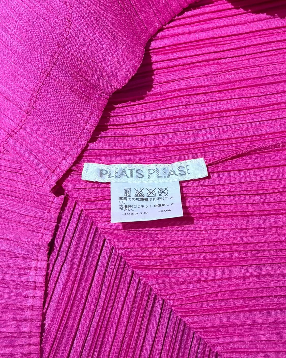 플리츠 플리즈 핑크 버튼업 백 프린팅 슬리브리스 탑 상품이미지7