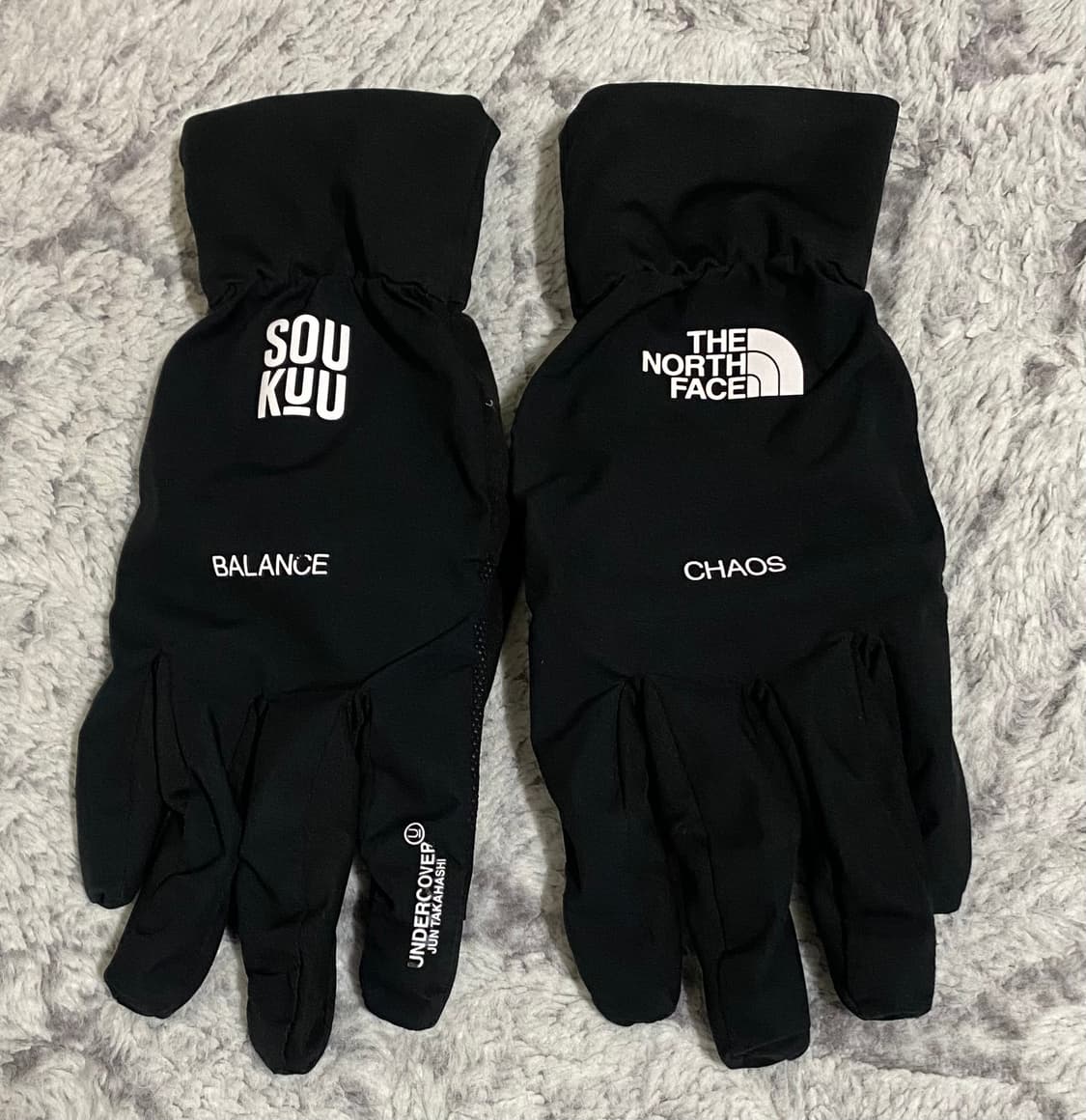 [L] 노스페이스 x 언더커버 소우쿠 트레일 런 인슐레이티드 글러브 블랙 상품이미지1