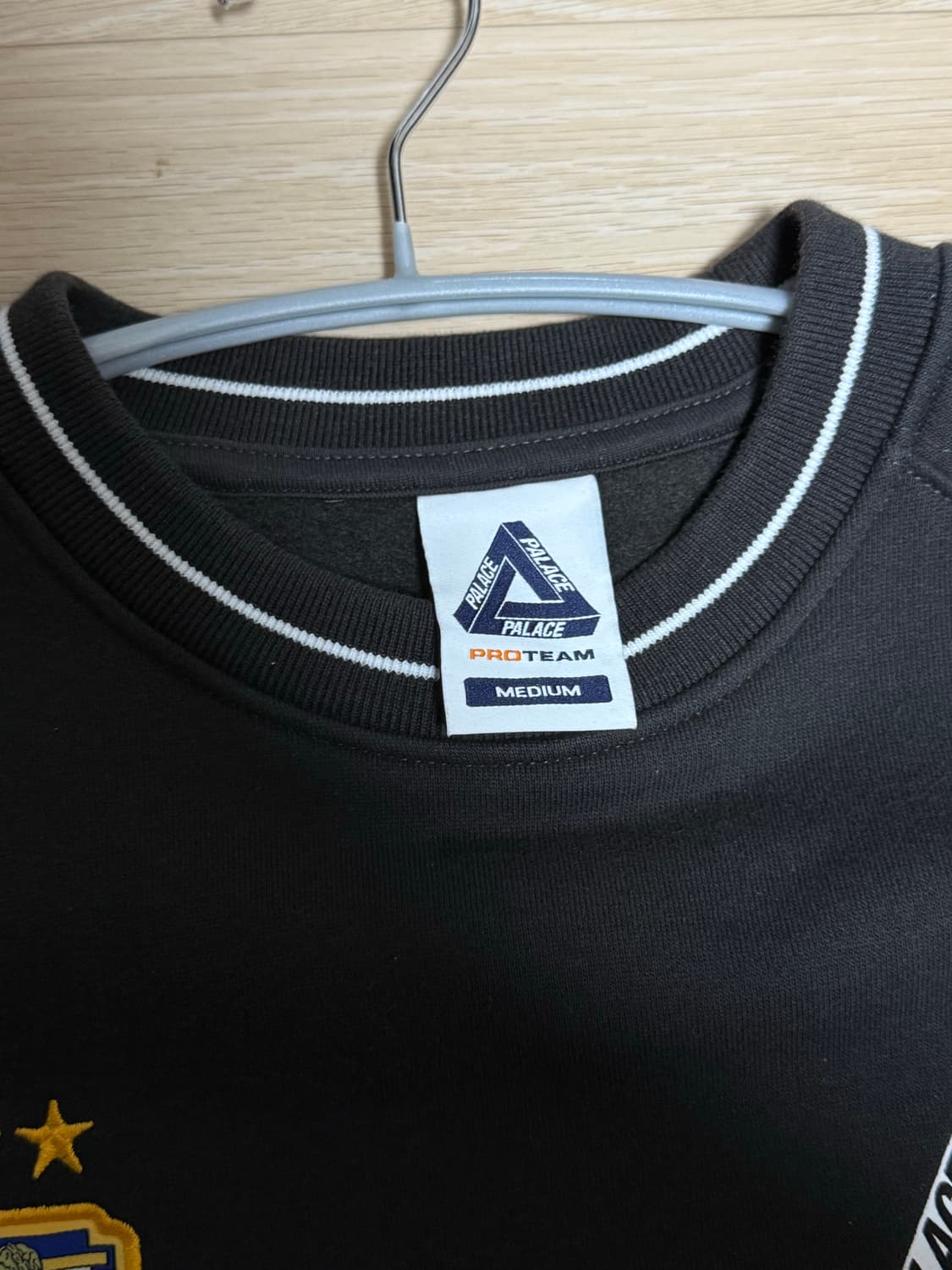 팔라스 24ss 펜팔 크루 블랙 맨투맨 M 상품이미지2