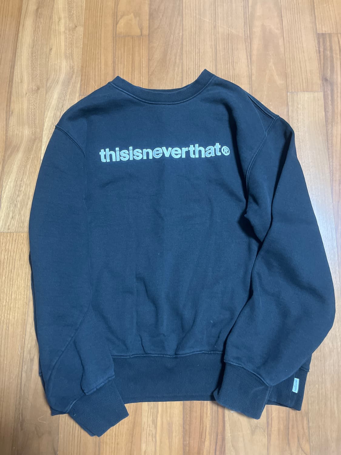 디스이스네버뎃 맨투맨 상품이미지1