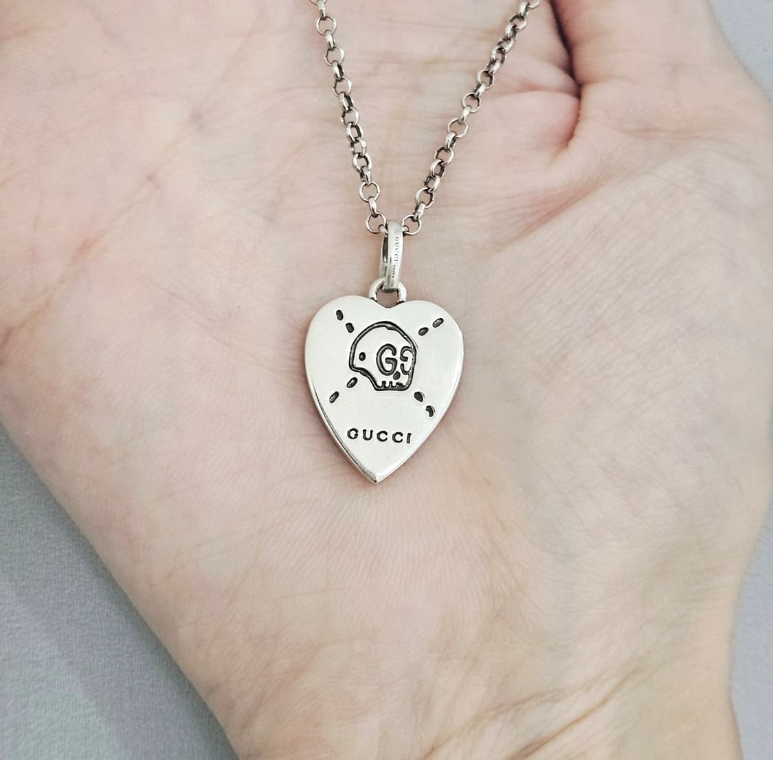구찌 고스트 하트 목걸이 [남녀공용]
[정품/풀박스] 상품이미지6