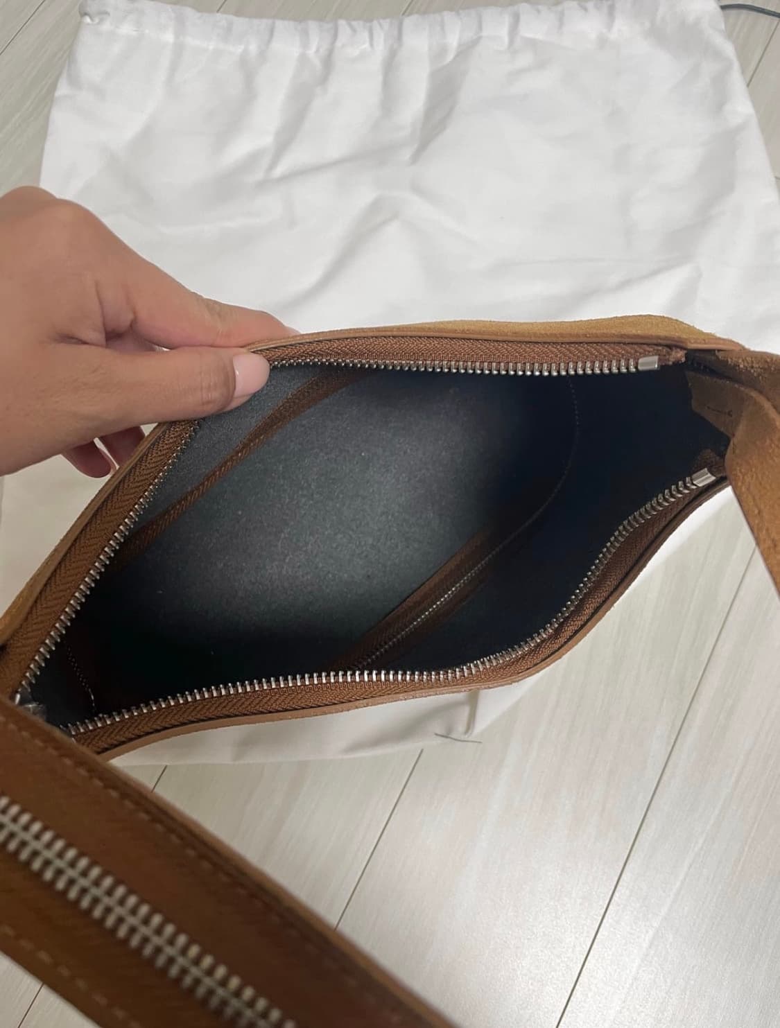 코페르니 스웨이드 지퍼 숄더백 상품이미지8