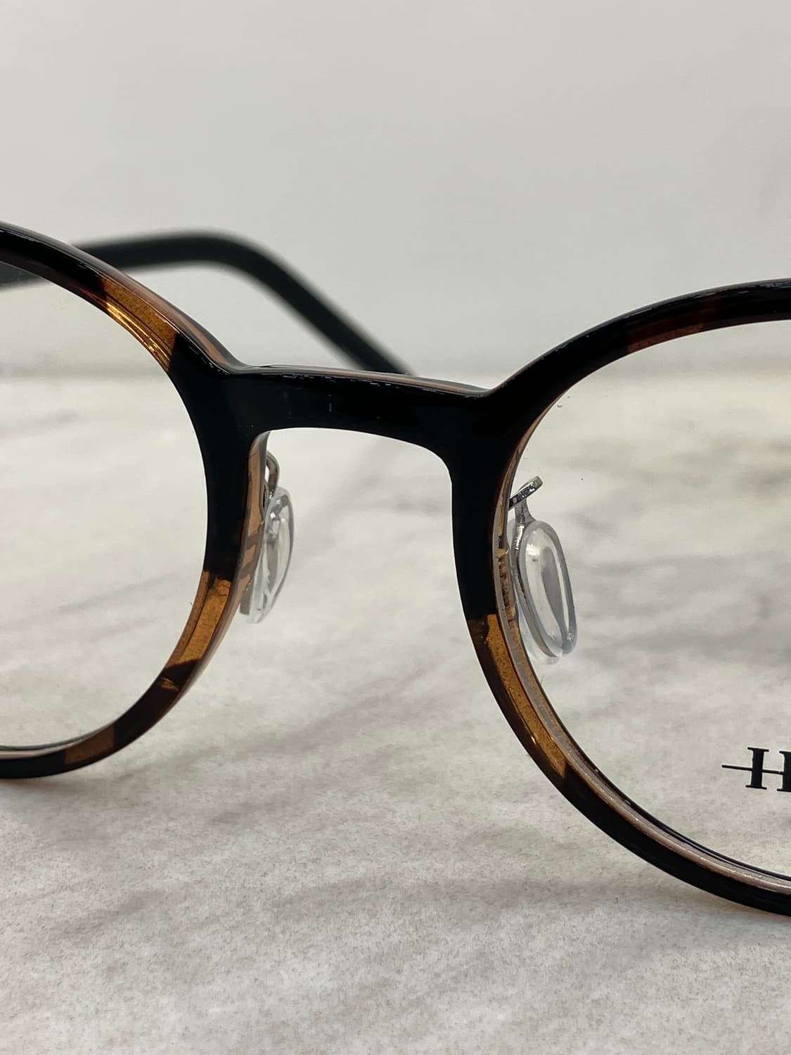 B30 하츠 Hatz 레오파드블랙 라운드 뿔테 안경(15g) 상품이미지5