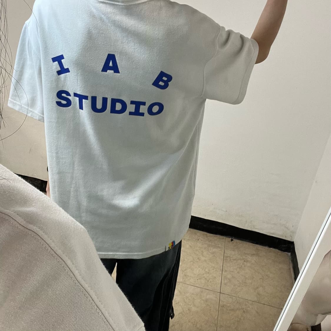 IAB Studio white t-shirt 상품이미지2