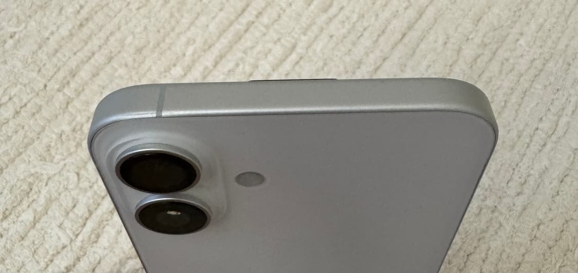 아이폰 16 플러스 256 화이트 상품이미지7