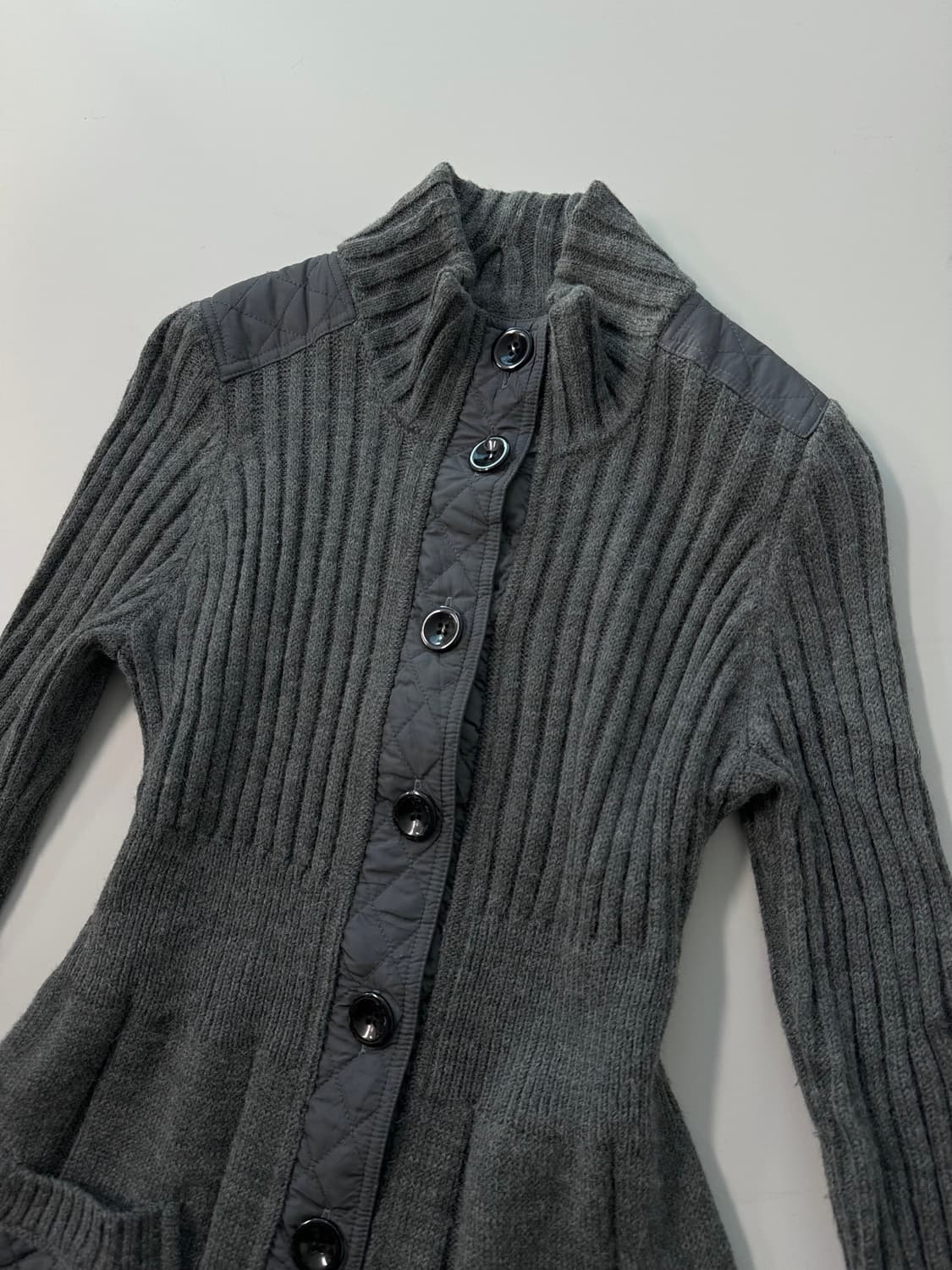 울 블렌디드 퀄트 디테일 셔링 롱 가디건 상품이미지8