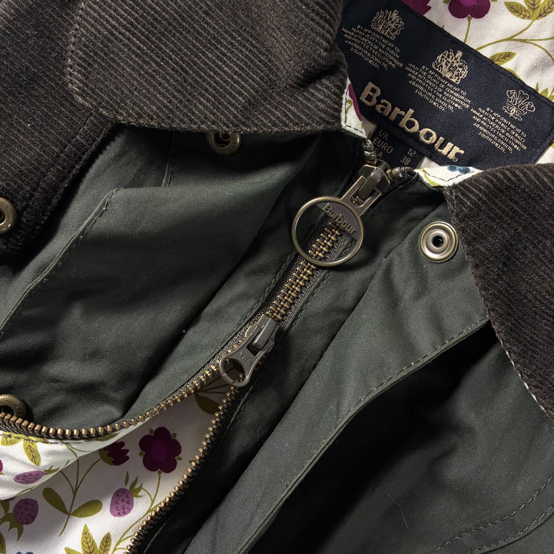 Barbour  바버 비데일 투웨이 올리브 그린 왁스 자켓  상품이미지4