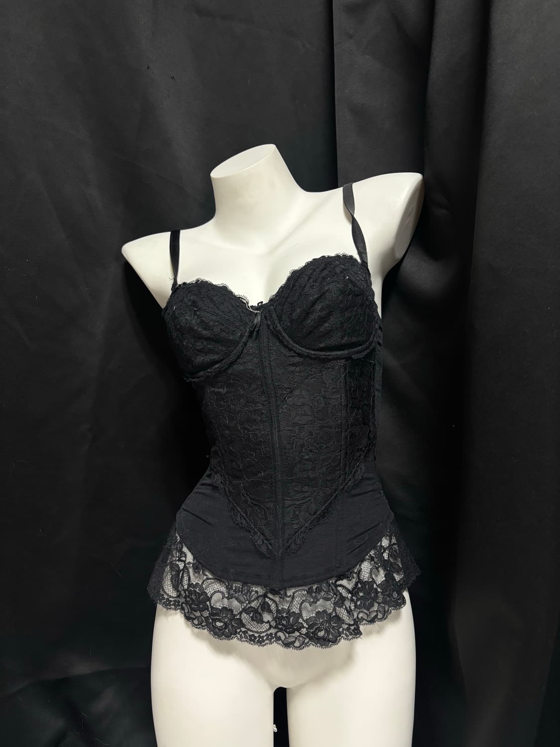 “Unknown”Gothic Design corset 상품이미지1