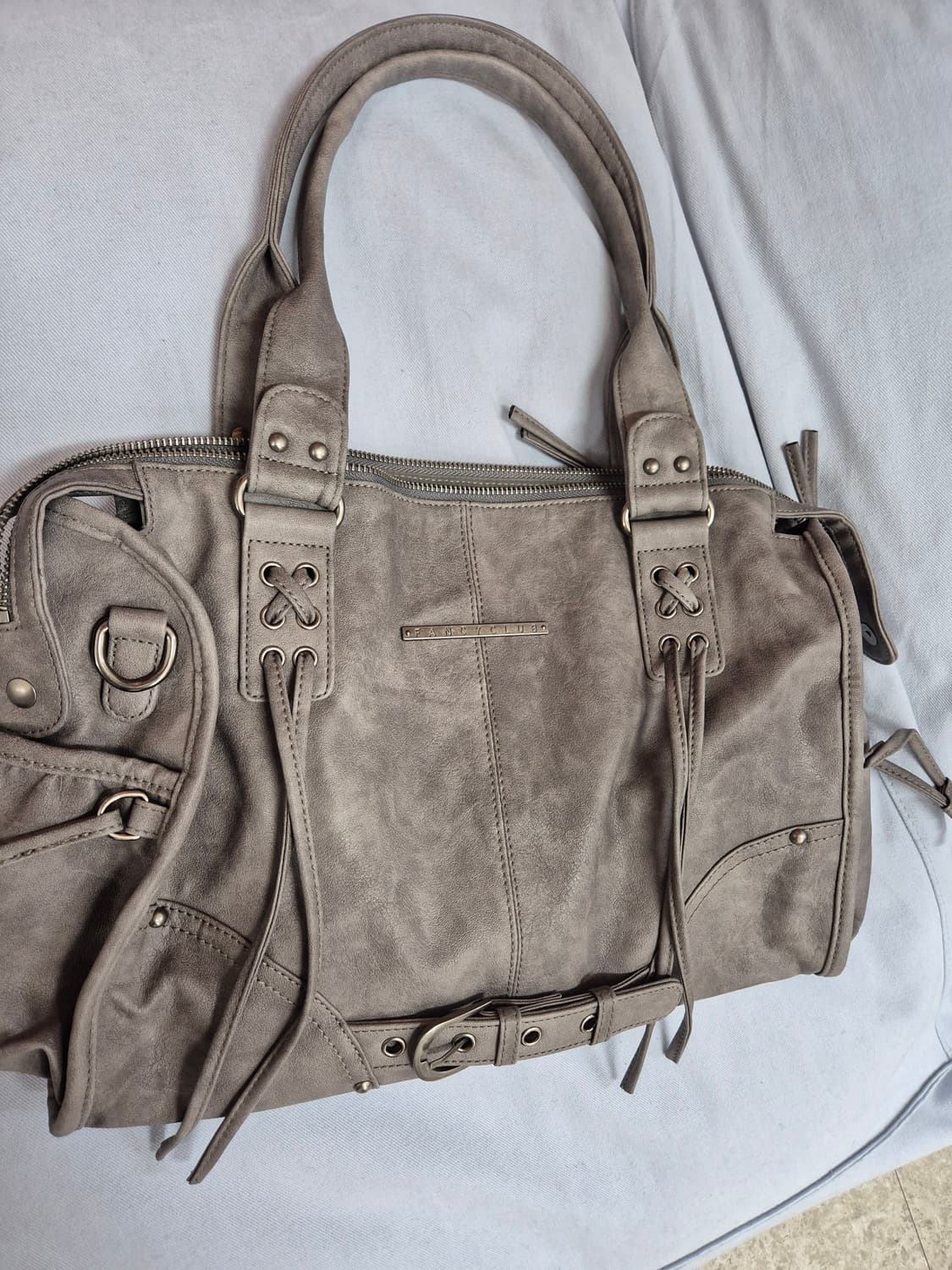 팬시클럽 벨티드 워싱 레더백 상품이미지1