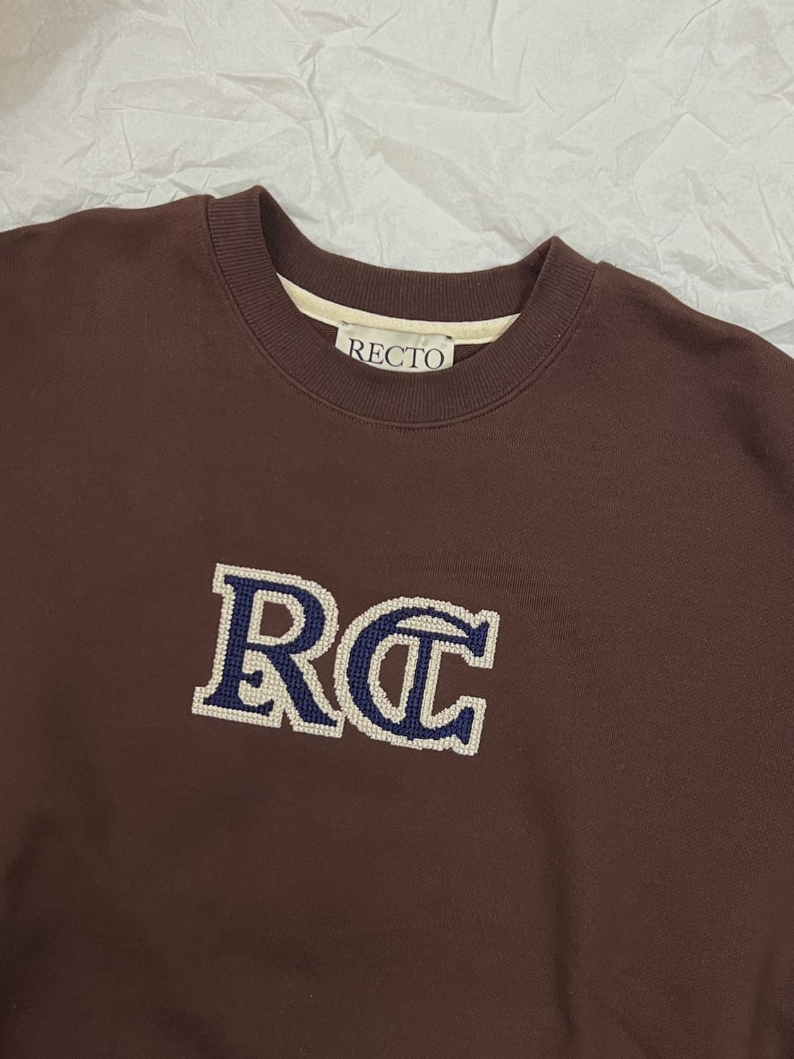 렉토 로고 맨투맨 브라운 OS 상품이미지1