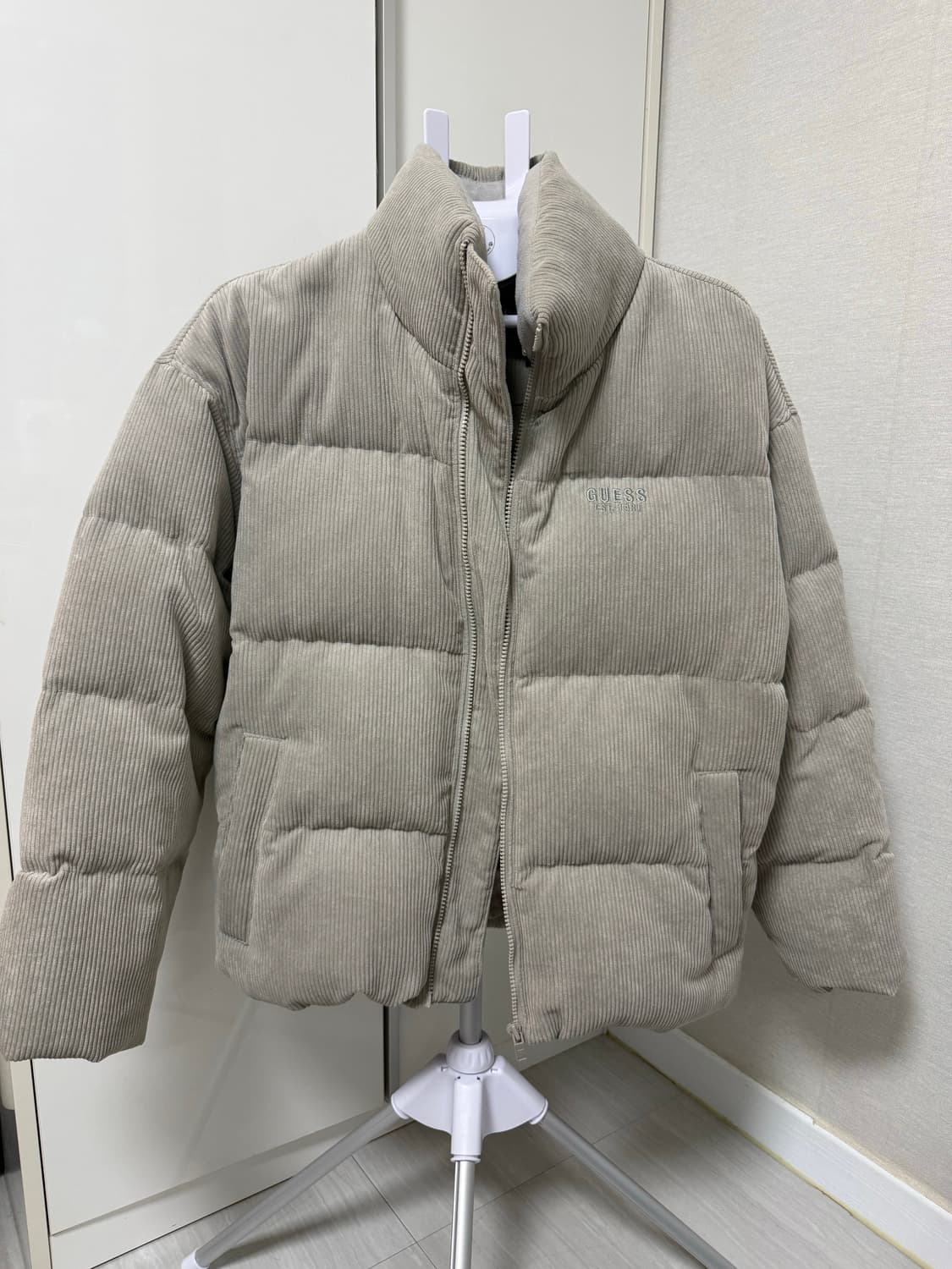 게스 패딩 구스 다운 상품이미지1