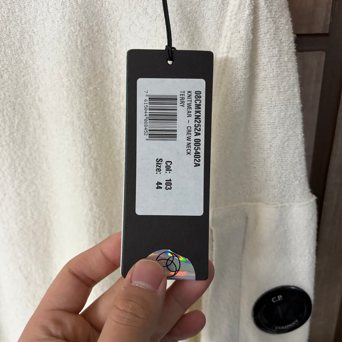 [새상품]씨피컴퍼니 CP컴퍼니 렌즈 와펜 크루넥 니트 아이보리 상품이미지3