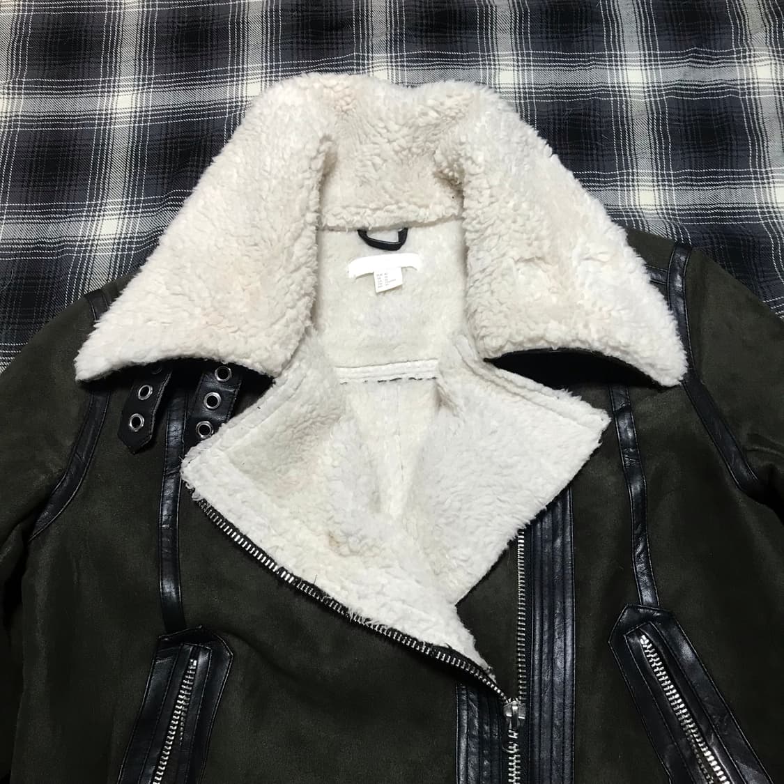 Hnm b-3 카키 무스탕 상품이미지5