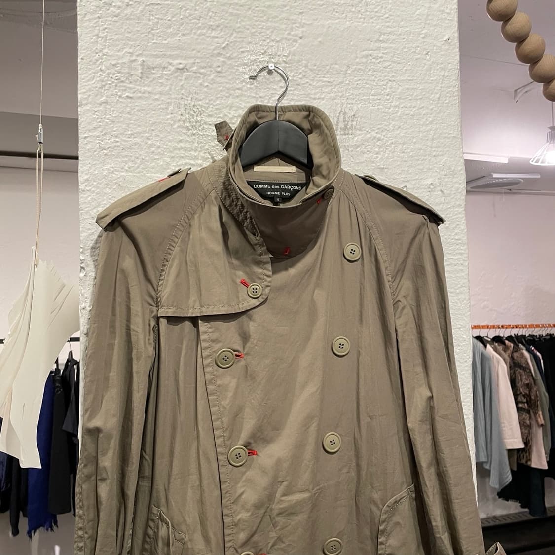 꼼데가르송 옴므플러스 트렌치코트 상품이미지2