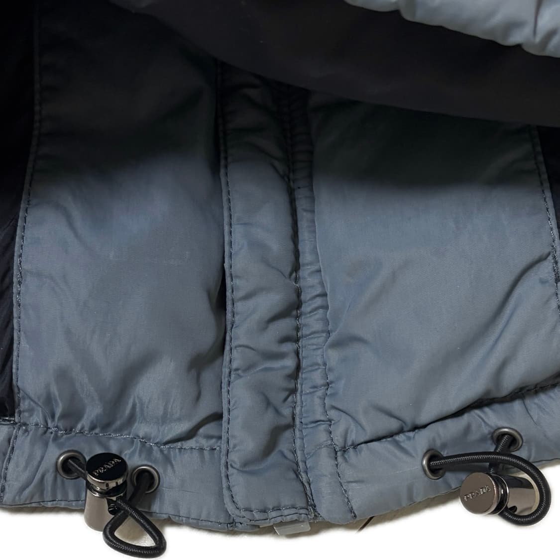 프라다 리네아로사 00s 패딩 상품이미지5