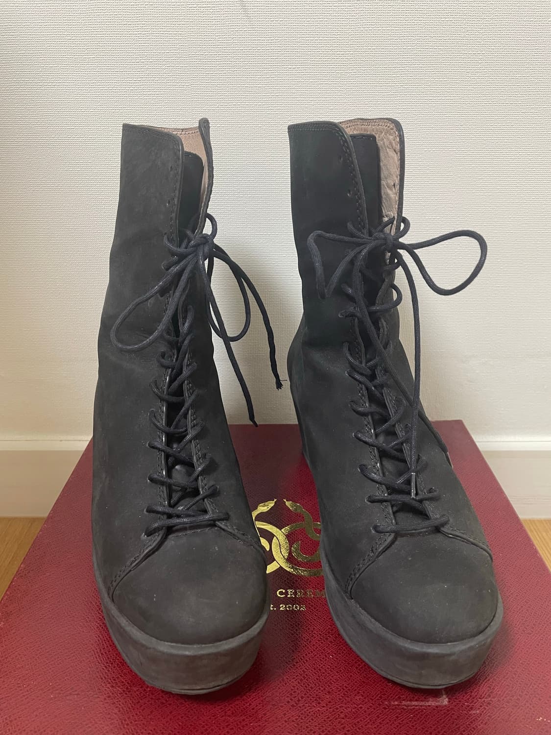 오프닝 세레모니 레이스업 부츠 230-235 상품이미지1