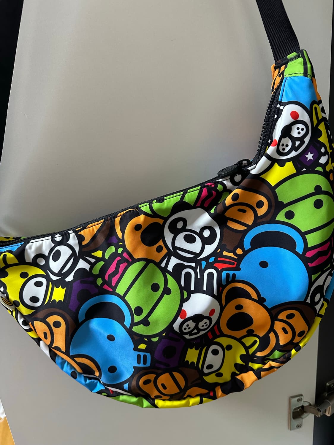 베이프 베이비 마일로 앤 프렌즈 미디움 크로스백 멀티 가방 상품이미지2