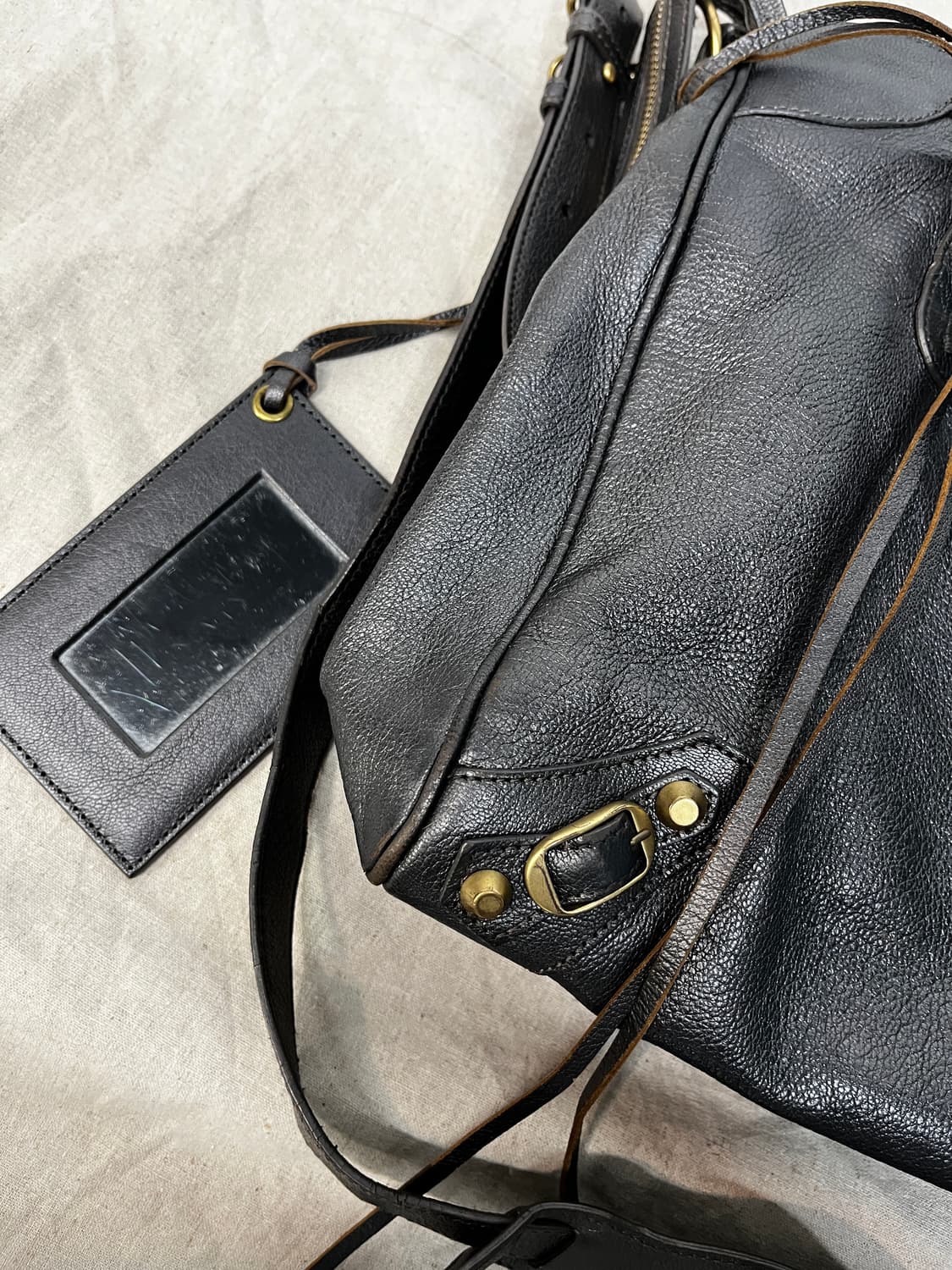 발렌시아가 모터백 상품이미지4