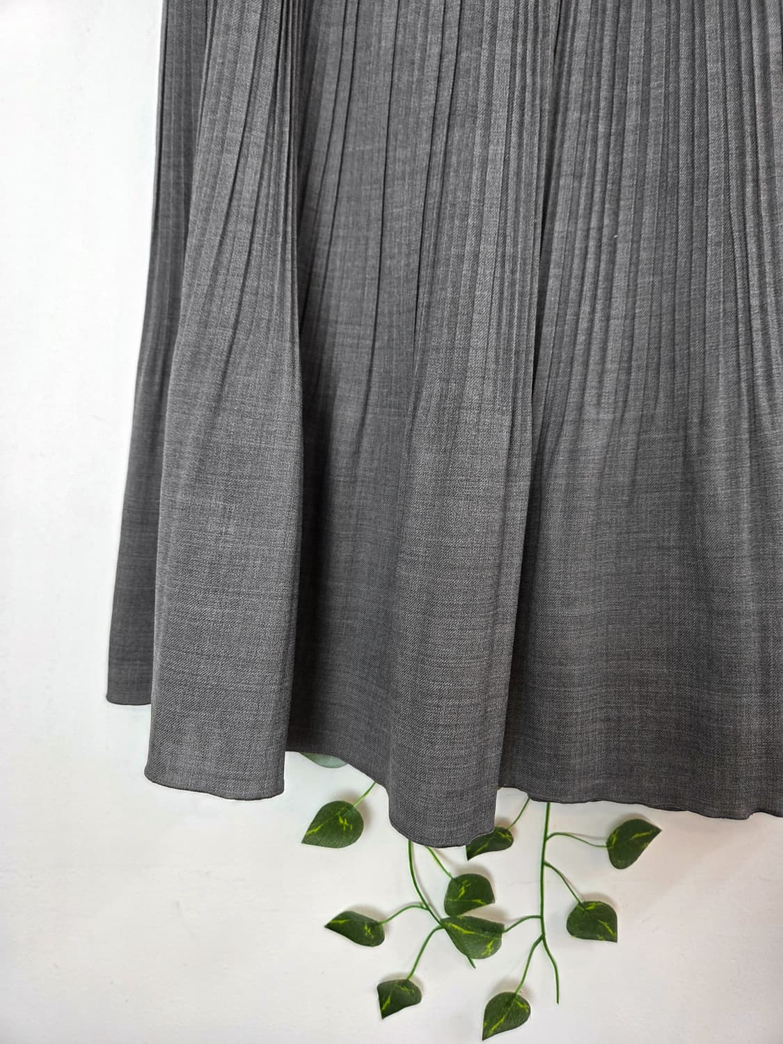 플리츠 미디 스커트 상품이미지3