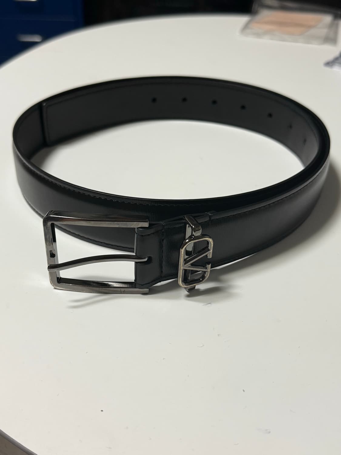 발렌티노 스몰로고 남성 벨트 상품이미지1