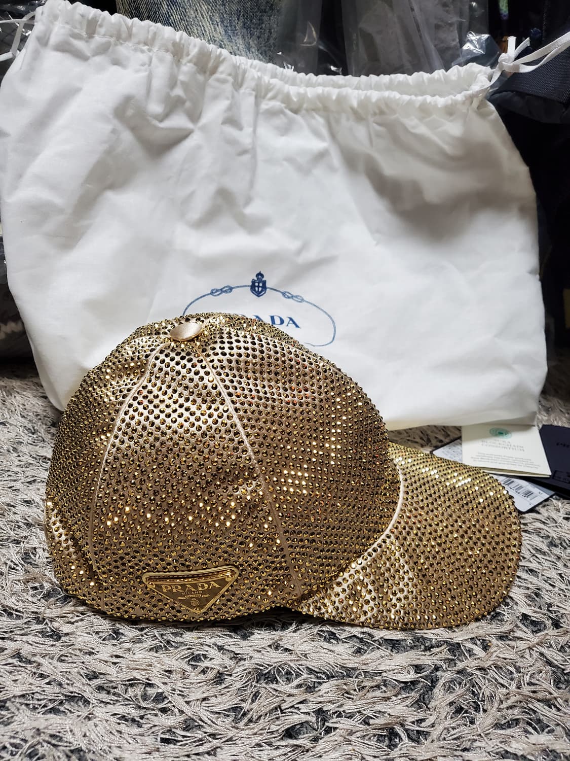 새상품 공용 프라다 크리스탈 볼캡  상품이미지1