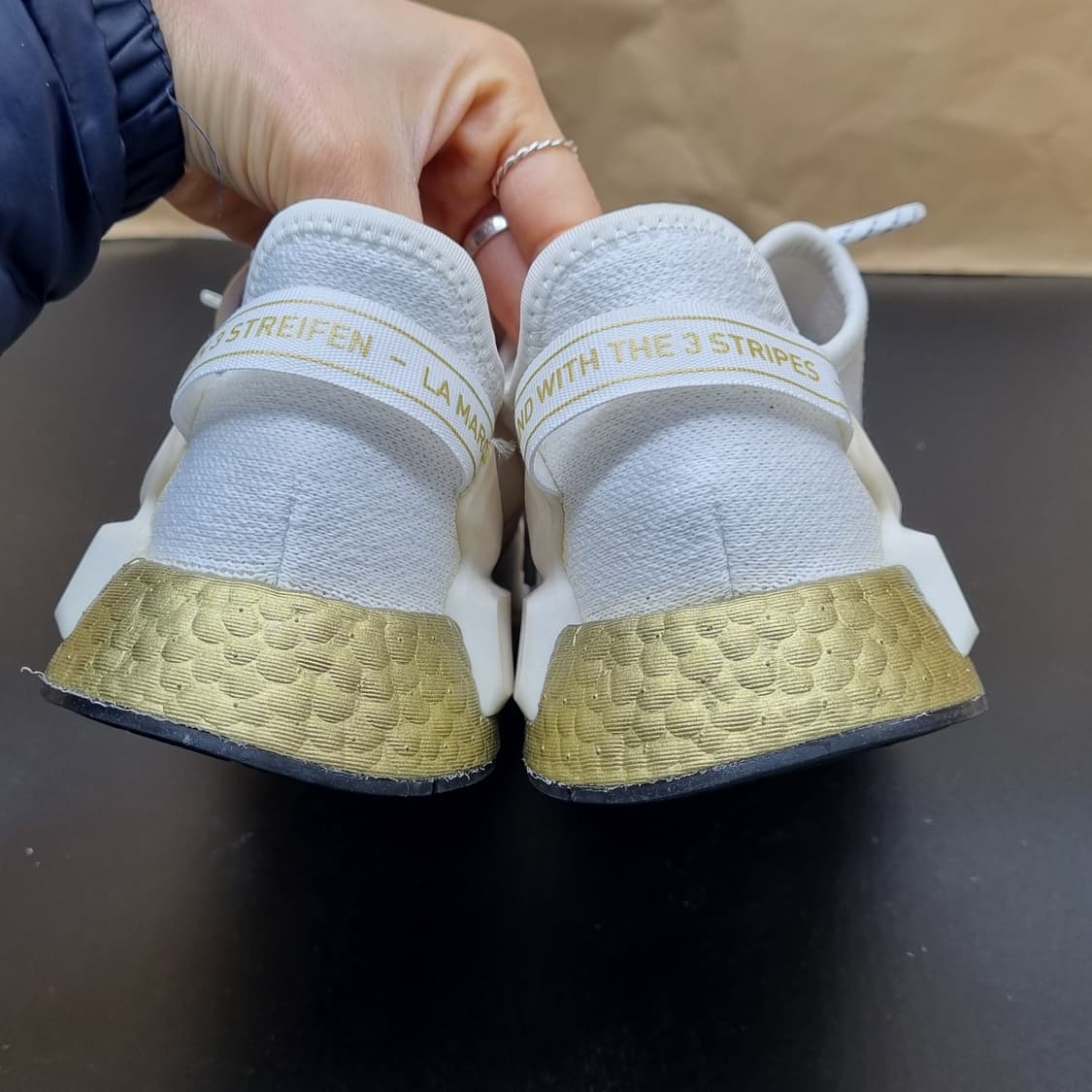 아디다스 NMD 골드 여성운동화230  상품이미지4