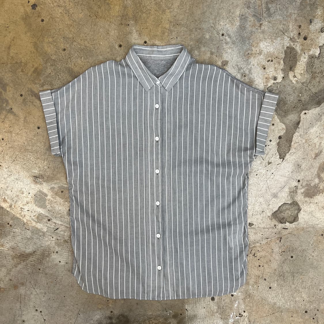 꾸레쥬 스트라이프 롤업 셔츠 상품이미지1