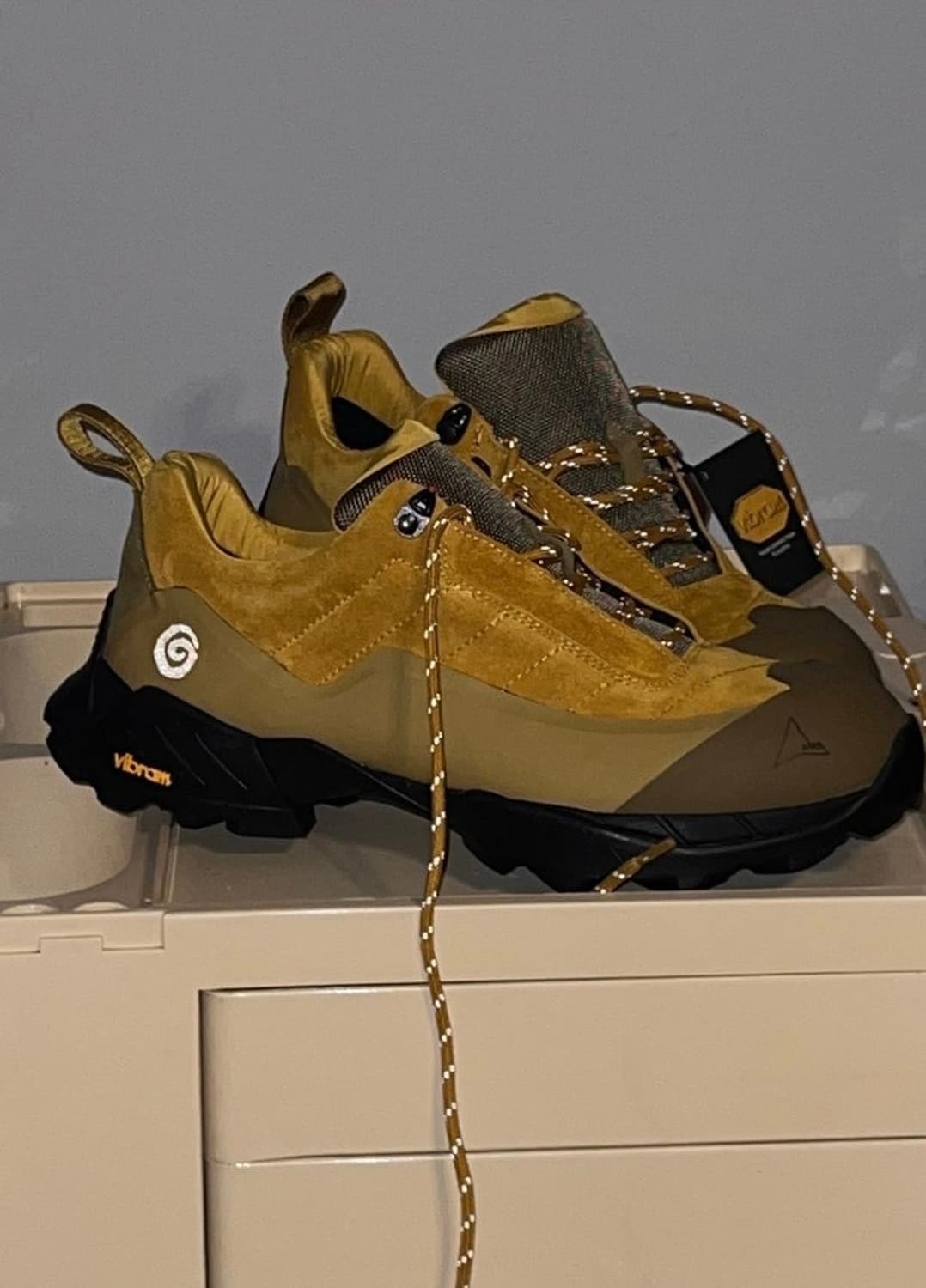 로아 오스트리야 카타리나 옐로우 43 상품이미지1