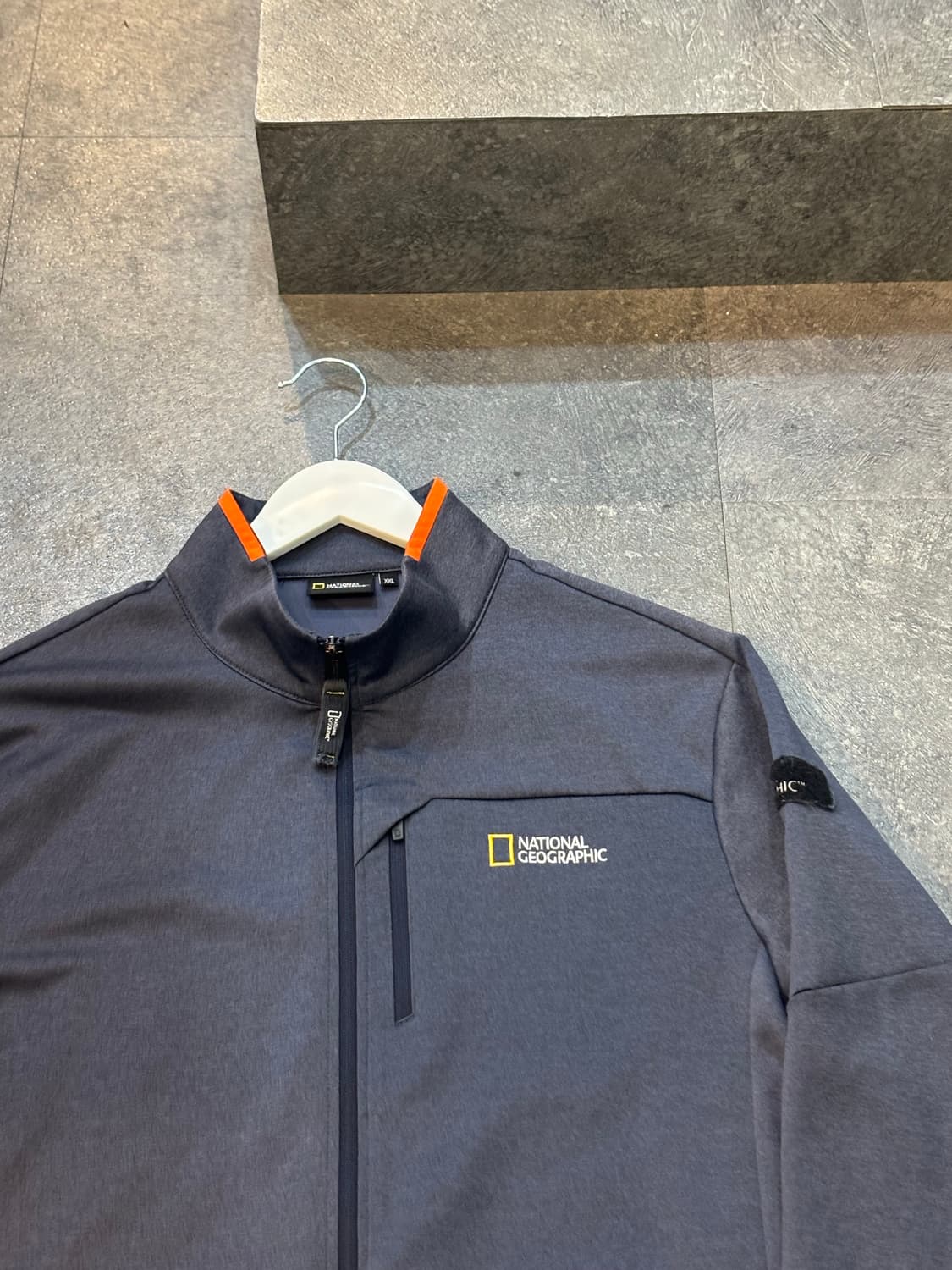 내셔널지오그래픽 트레이닝 집업 져지 110사이즈 상품이미지4