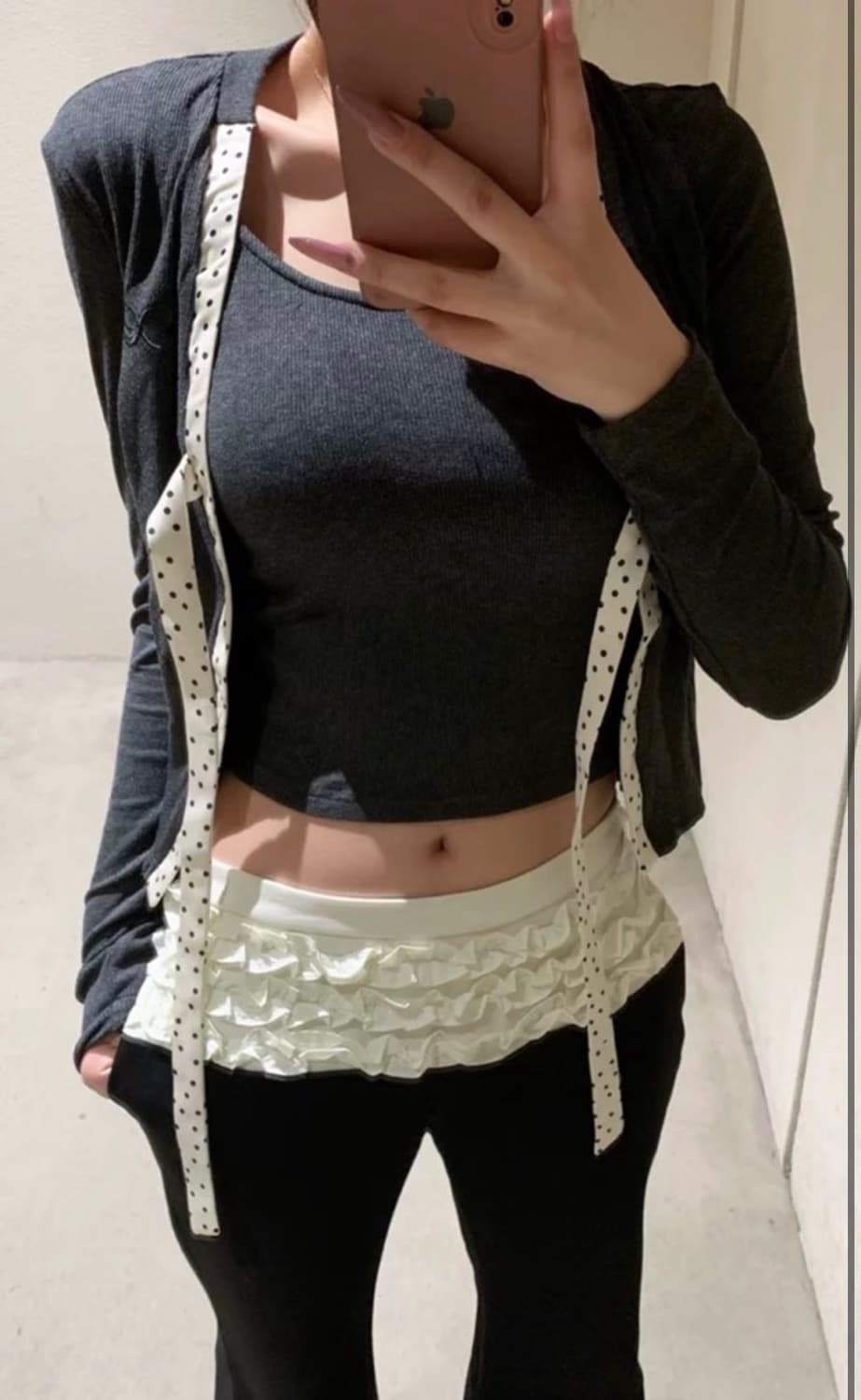 런웨이티켓 (현 오운서) 도트 가디건 M 상품이미지1