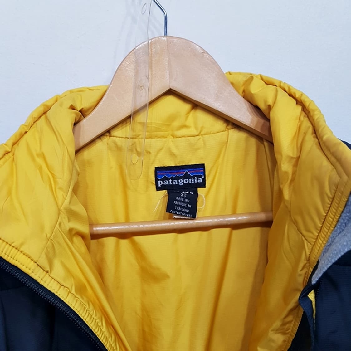 Patagonia 파타고니아 패딩 점퍼 차콜 상품이미지3