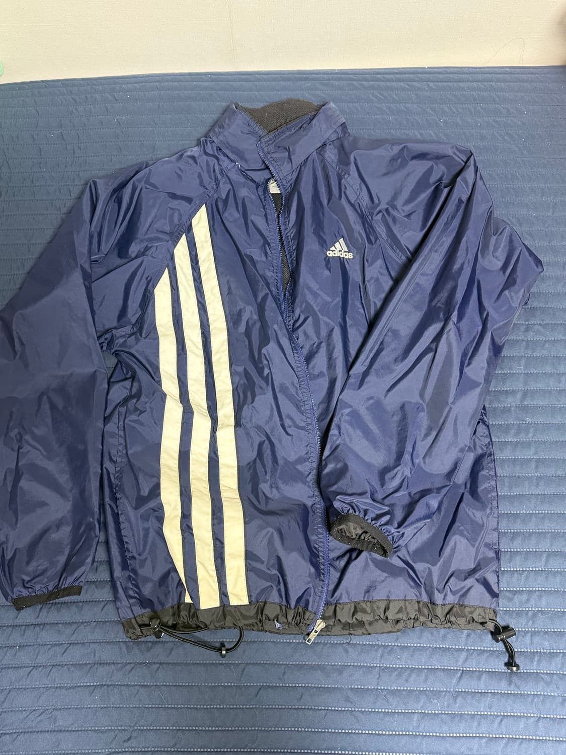 아디다스 빈티지 바람막이 상품이미지1