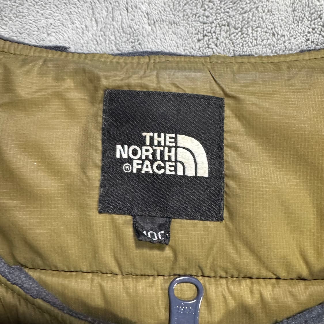 노스페이스 배색 경량패딩 상품이미지4