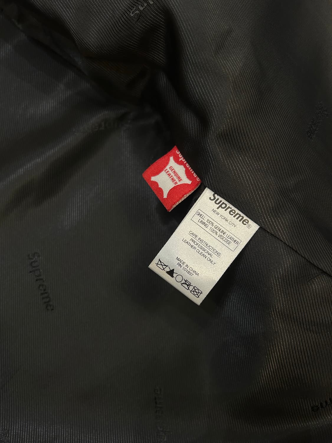 SUPREME 3 button leather blazer 상품이미지6