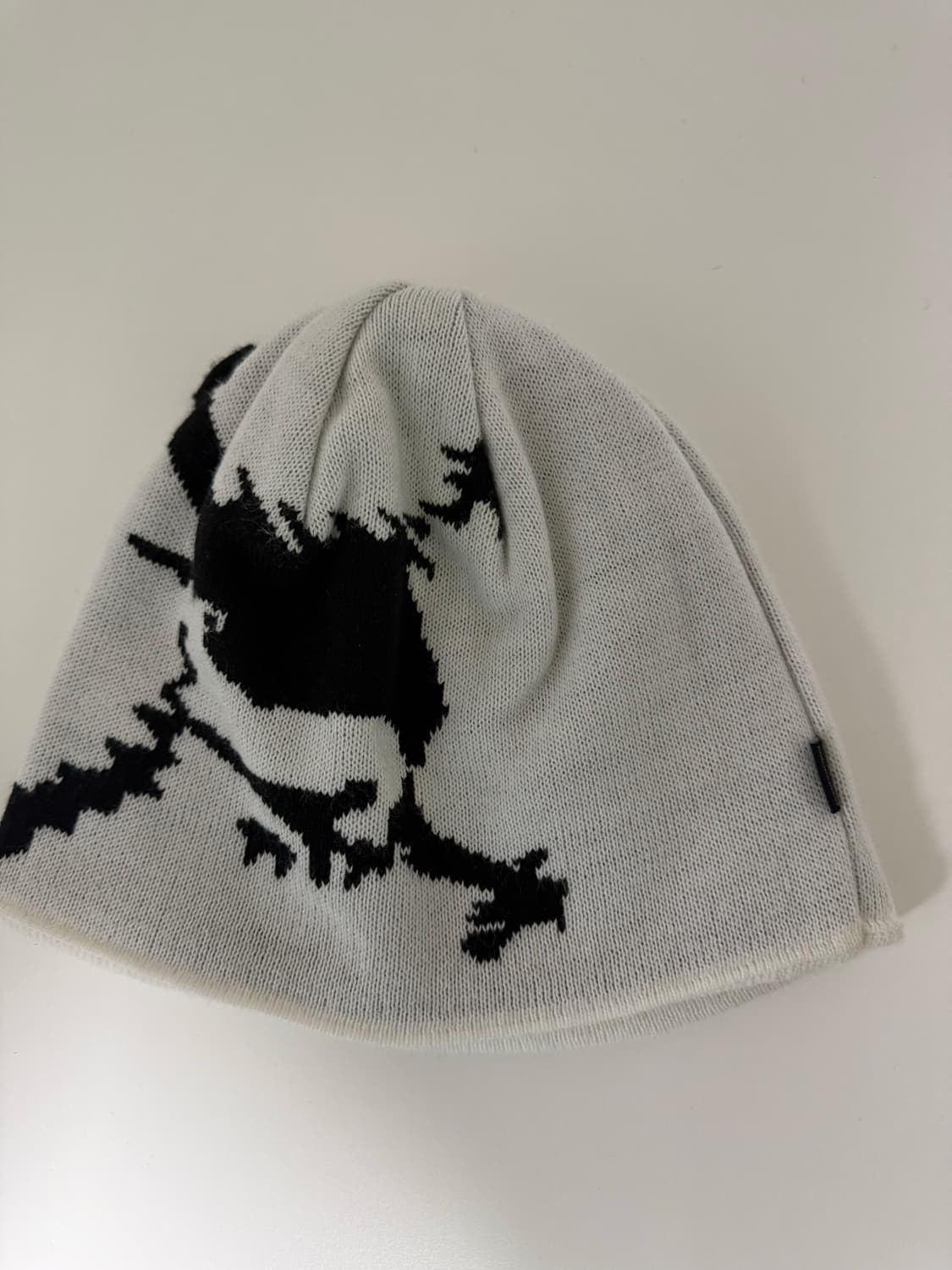 오클리 x 피에트 스컬 비니 본 화이트 상품이미지1