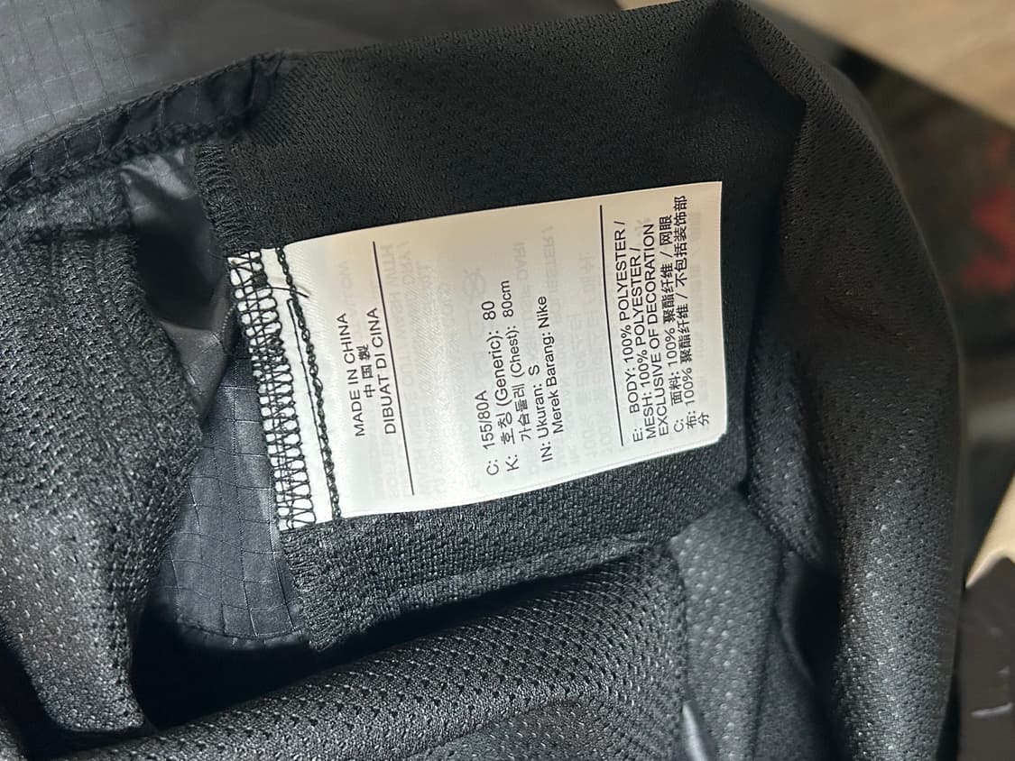 나이키 러닝 윈드브레이커 S 사이즈 블랙 상품이미지4
