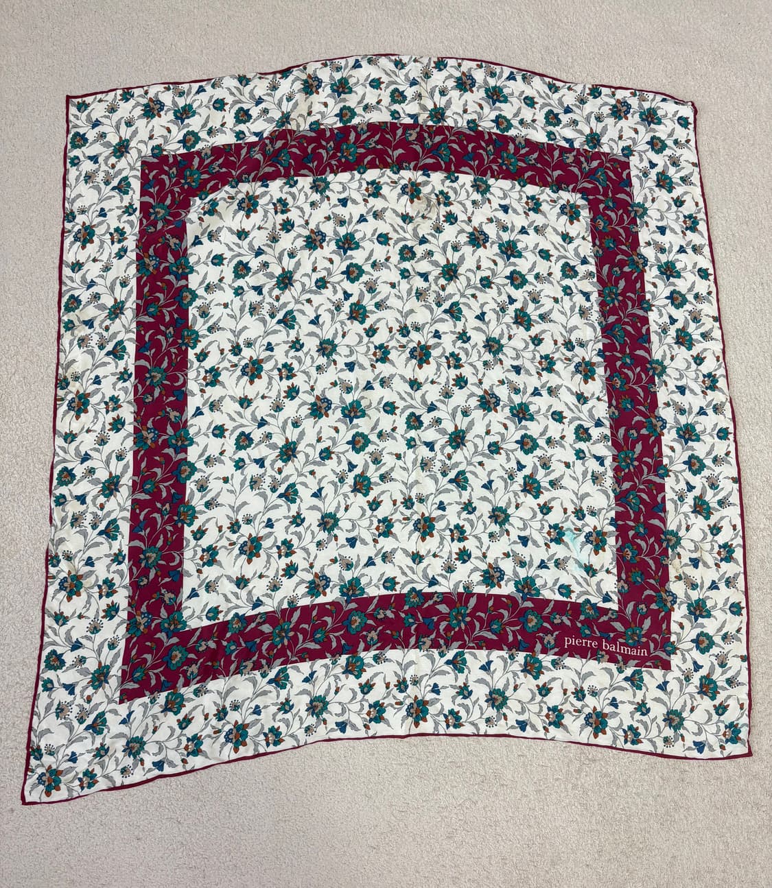피에르 발망 정품 플로랄 빈티지 스카프 상품이미지1