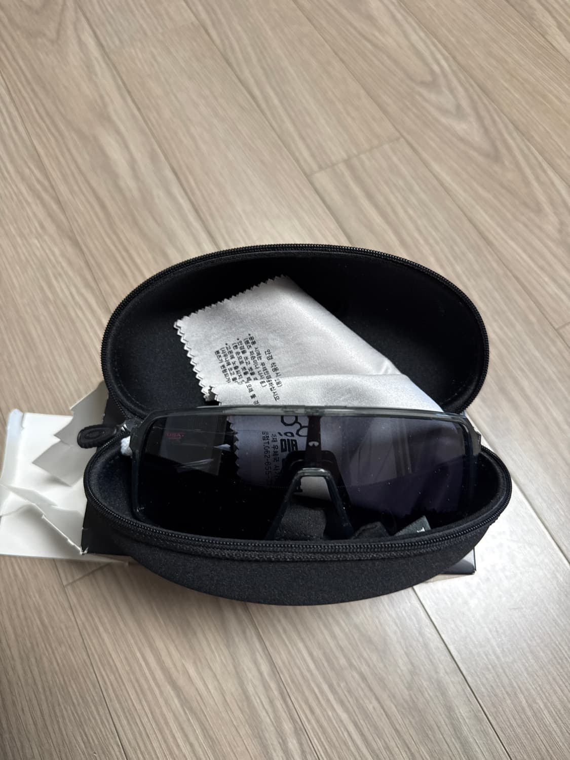 오클리 선글라스 상품이미지1