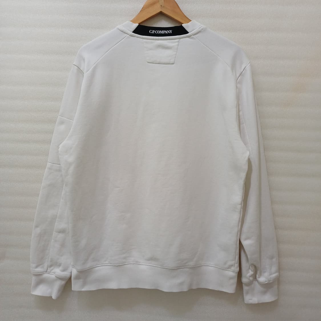 정품 CP 컴퍼니 렌즈 맨투맨 라운드 티 남성 XL 봄 가을 사랑봉봉 상품이미지2