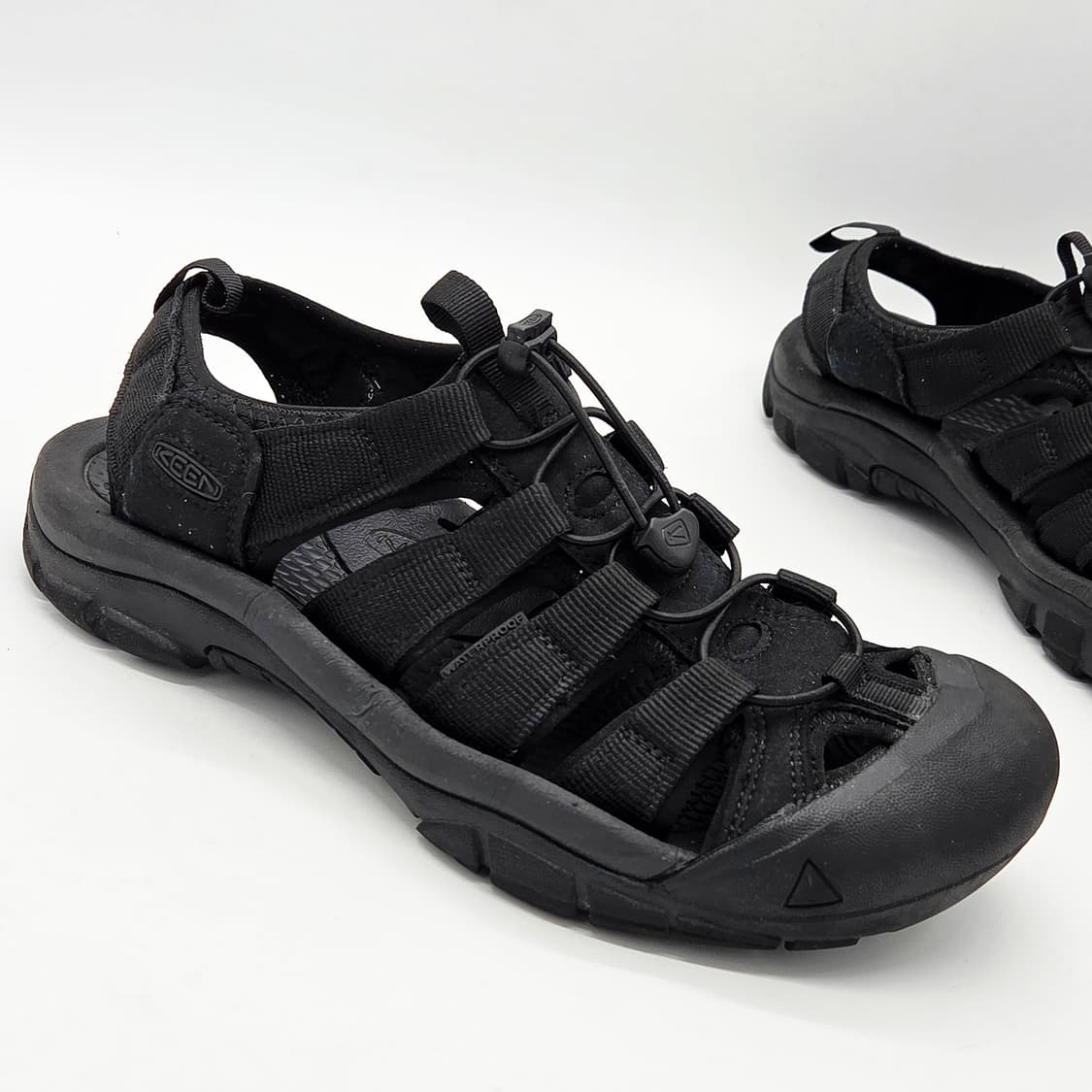  KEEN Newport H2 샌들 블랙 (260)  상품이미지5