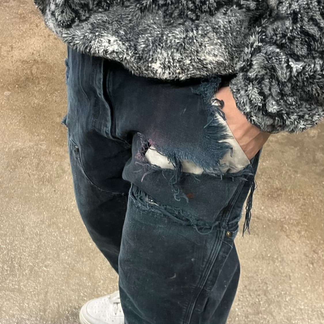 Carhartt 데미지 더블니 팬츠 (35“) 상품이미지10