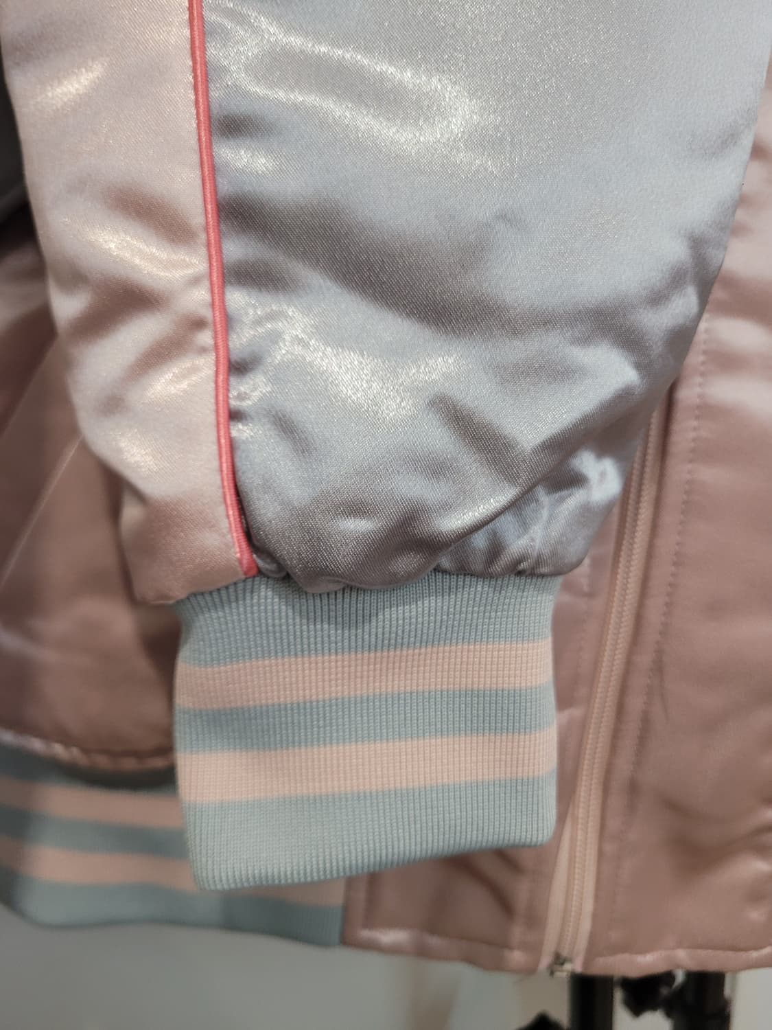 앤디아더 MA-1 핑크 배색 크롭 블루종 자켓 55~66 상품이미지6