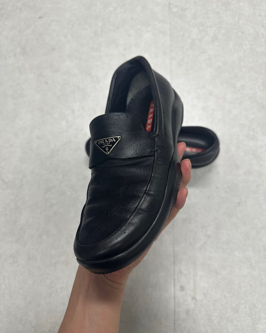 프라다 스포츠 레더 로퍼 상품이미지3