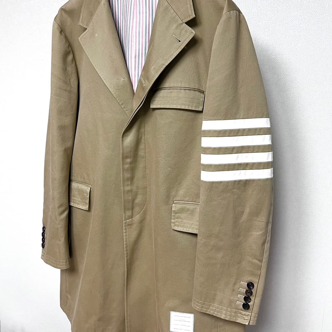 [105] 톰브라운 체스터필드 사선 코트 상품이미지4