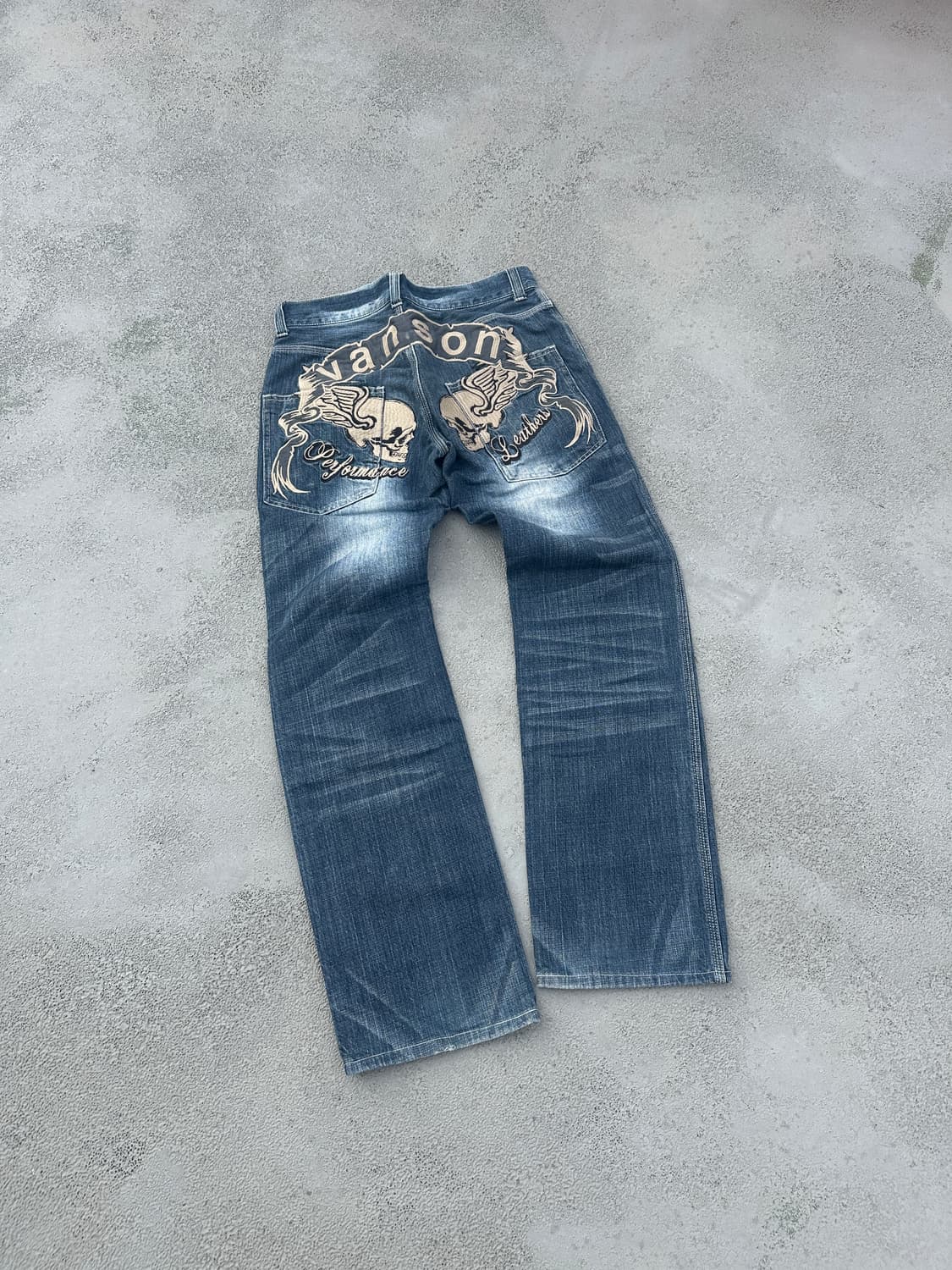 Vanson 엉덩이 스컬 자수 패치 데님팬츠 상품이미지1