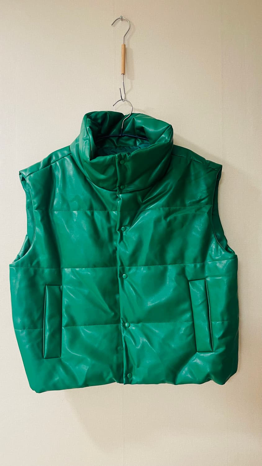 새상품)마르디메크르디 악티프 그린 레더 패딩 조끼 ree 정가 26만 상품이미지3
