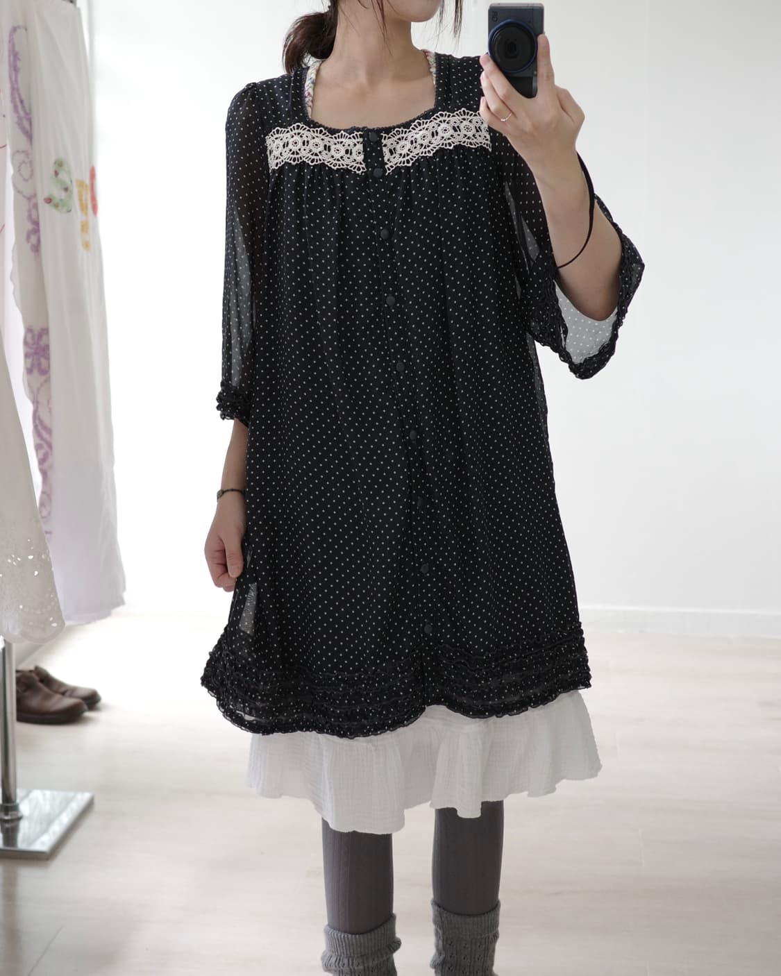 Black polka dot lace blouse 상품이미지9