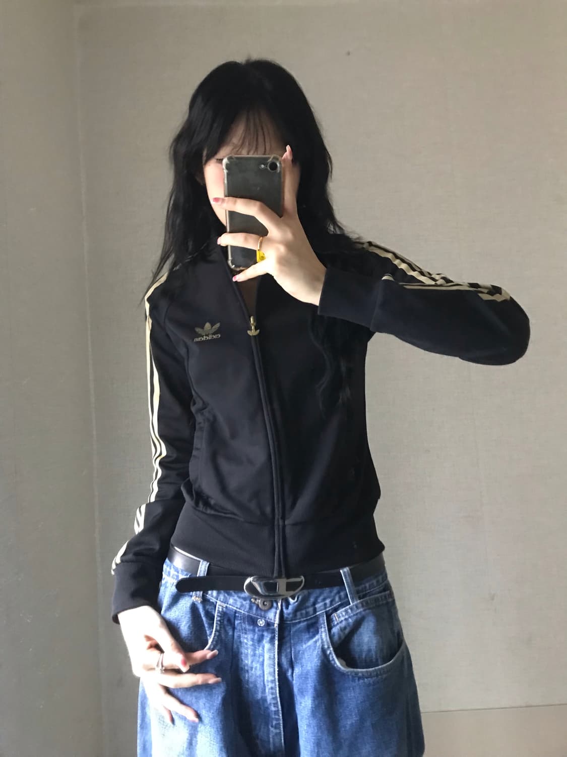 아디다스 블랙 골드 트랙탑 상품이미지1